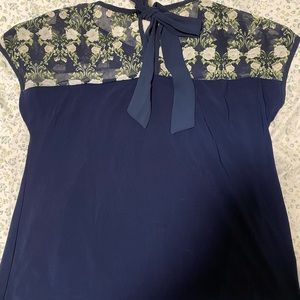 Junior Women’s Top